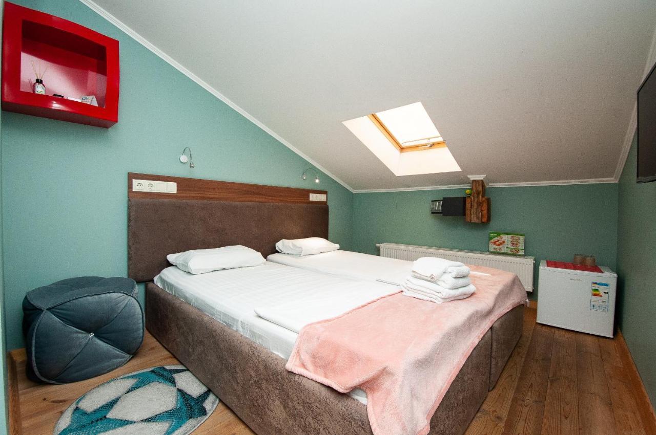 Art Suites Near Deribasovskaya Odessa Dış mekan fotoğraf