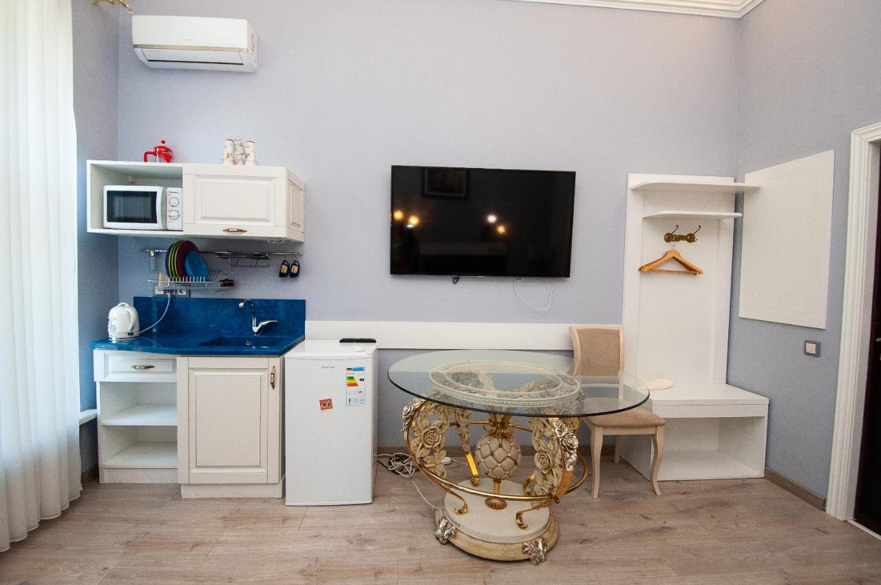 Art Suites Near Deribasovskaya Odessa Dış mekan fotoğraf